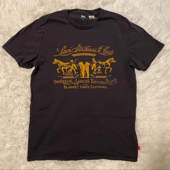 Levi's Tops - Levi’s T-Shirt